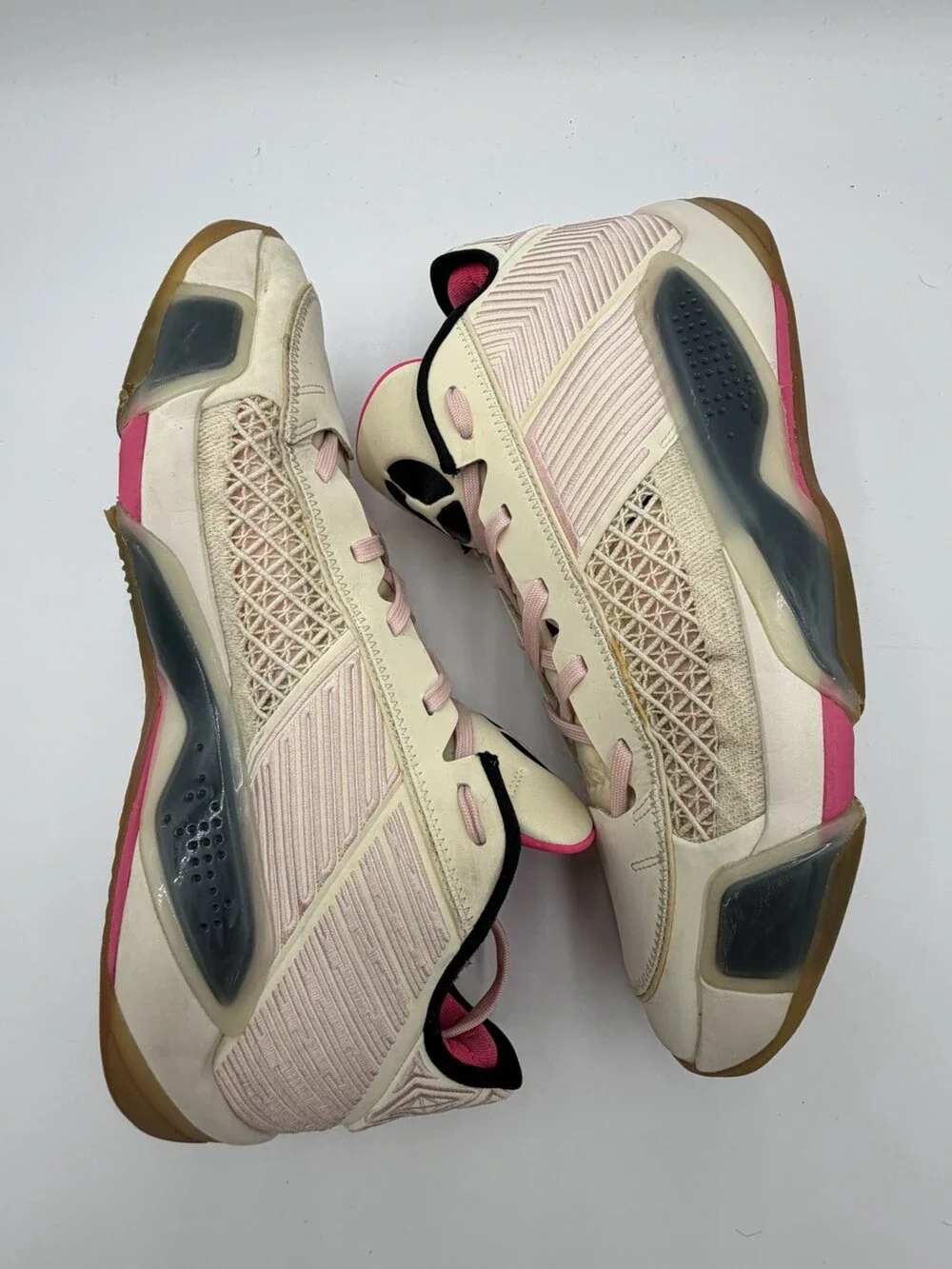Jordan Luka 2 Men’s Size 13 White Hyper Pink Basketball Shoes  FD2326-100